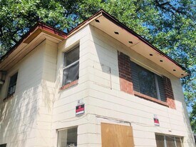 402 Terry St in Wildwood, FL - Building Photo