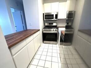 97-12 63rd Dr in Queens, NY - Building Photo - Building Photo