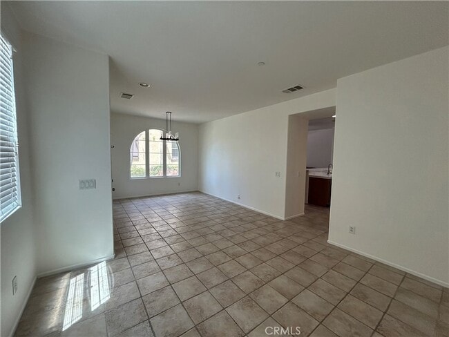 28429 Socorro St, Unit 24 in Murrieta, CA - Foto de edificio - Building Photo
