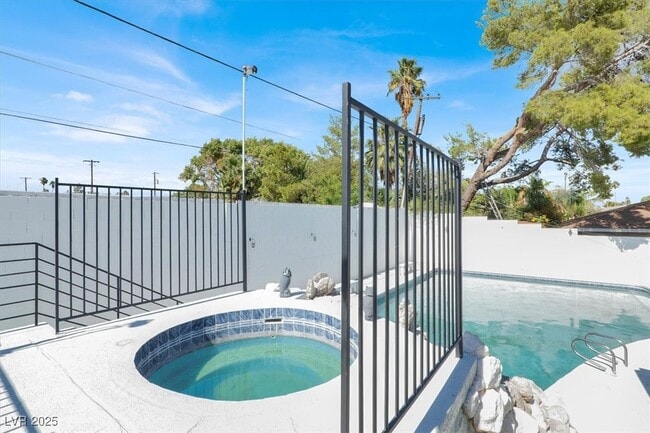property at 1600 Eaton Dr
