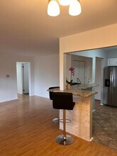 30445 W 14 Mile Rd in Farmington Hills, MI - Building Photo - Building Photo