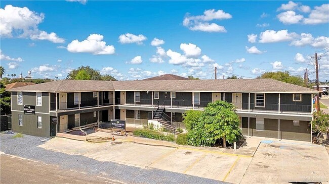 property at 401 N Bethel St