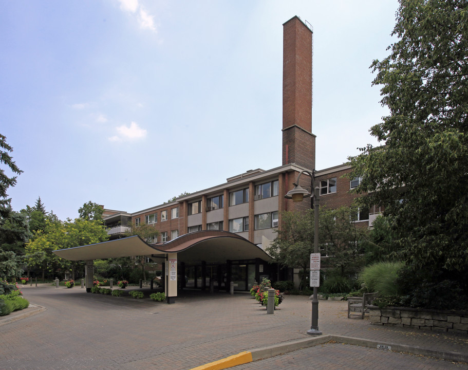 Kensington Apartments in Toronto, ON - Building Photo