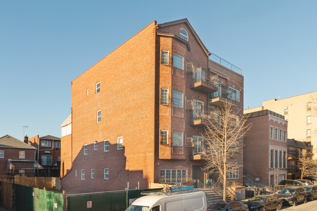 1432 52nd St in Brooklyn, NY - Building Photo - Building Photo