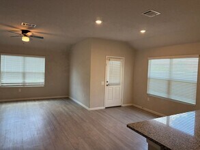 6746 Hibiscus Falls in San Antonio, TX - Building Photo - Building Photo