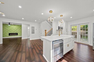 1415 Almont Dr SW in Atlanta, GA - Building Photo - Building Photo