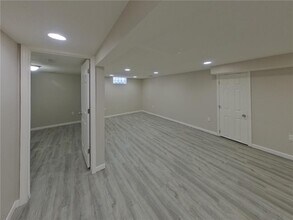 2931 Woodbridge St in Roseville, MN - Building Photo - Building Photo