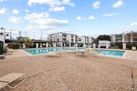 2816 S Bartell Dr - 34