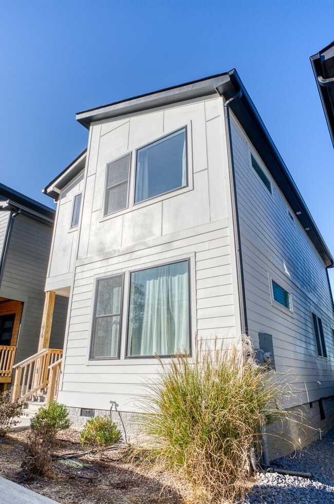 96 Shields Ln in Nashville, TN - Building Photo - Building Photo