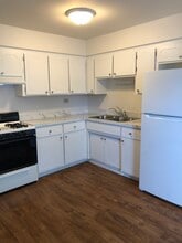 10807 S Pulaski Rd, Unit 1 in Chicago, IL - Foto de edificio - Building Photo