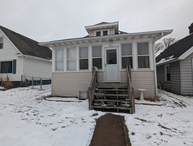 property at 3711 W 4th St