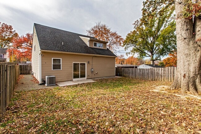 423 Carver Dr in Wilmington, DE - Building Photo - Building Photo