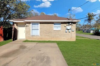 1007 York Ave in Killeen, TX - Foto de edificio - Building Photo