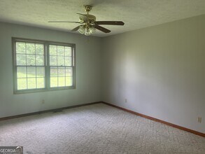 1314 Greenbriar Dr in Griffin, GA - Building Photo - Building Photo