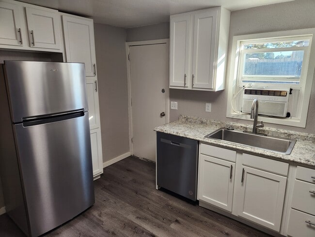 6690 E 63rd Pl in Commerce City, CO - Building Photo - Building Photo