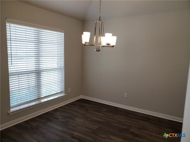 property at 1909 Euclid Dr