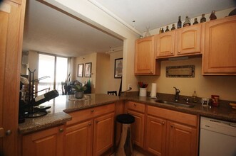 872 Massachusetts Ave, Unit 401 in Cambridge, MA - Building Photo - Building Photo