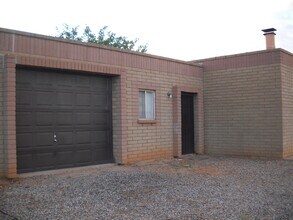 4856 S Santa Claus Ave in Sierra Vista, AZ - Building Photo - Building Photo