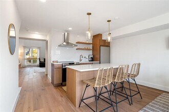 310 Swans Wharf Row in Newport, RI - Building Photo - Building Photo