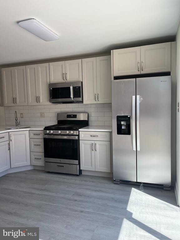 6 Parktown Pl in Sicklerville, NJ - Building Photo - Building Photo