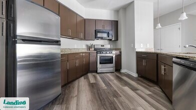 302 Constitution Ave in Bayonne, NJ - Building Photo - Building Photo
