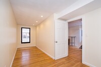 40 Batterymarch St, Unit PH in Boston, MA - Building Photo - Building Photo