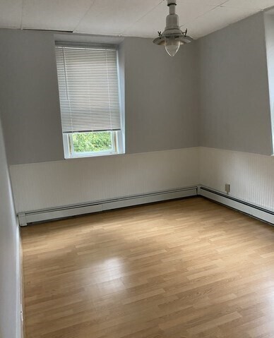 404 Putnam Ave, Unit #2