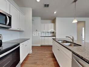 2433 S Park Ave in Sanford, FL - Building Photo - Building Photo