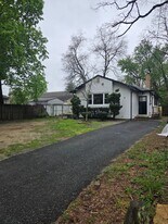 3 Freewood St in Howell, NJ - Building Photo