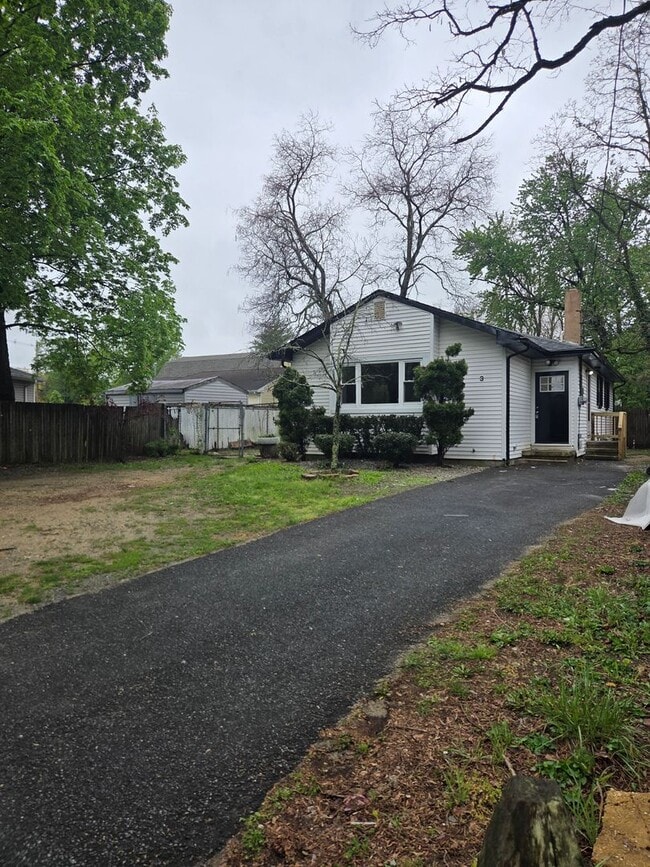 property at 3 Freewood St