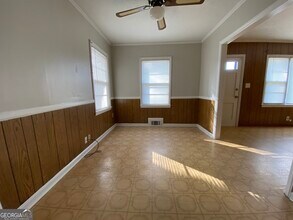 225 S Myrtle St in Winder, GA - Building Photo - Building Photo