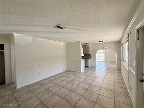 2990 10th St N in Naples, FL - Building Photo - Building Photo