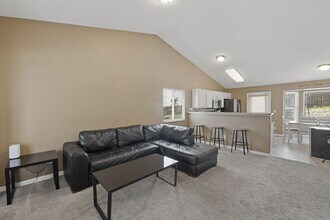 7356 Coral Ridge Dr in Colorado Springs, CO - Building Photo - Building Photo