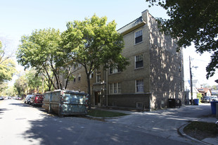 3715-3721 N Leavitt St Apartments