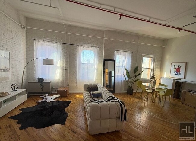 LINCOLN AVENUE in Bronx, NY - Building Photo - Building Photo