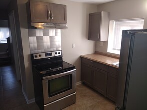 11143 S Bishop St in Chicago, IL - Building Photo - Building Photo