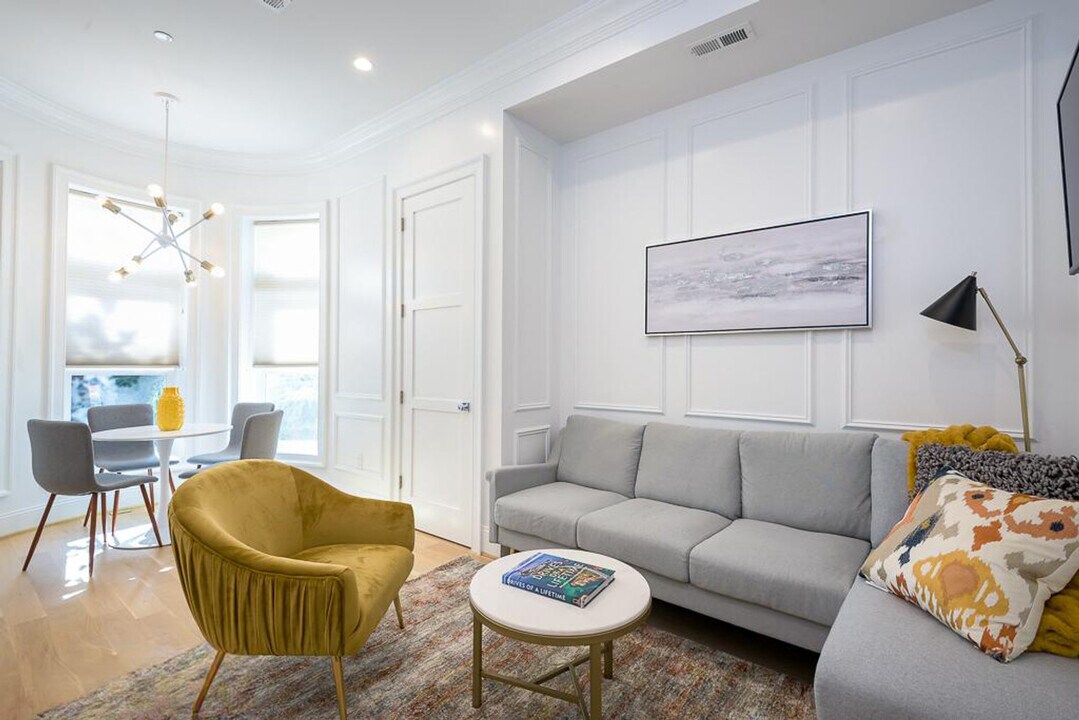 1737 Q St NW in Washington, DC - Building Photo