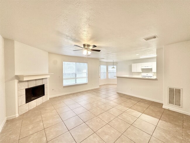 13203 Crim Rd in Houston, TX - Building Photo - Building Photo
