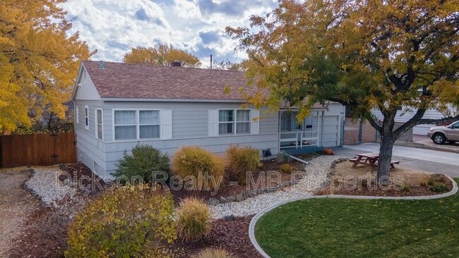 property at 1060 Whitaker Dr