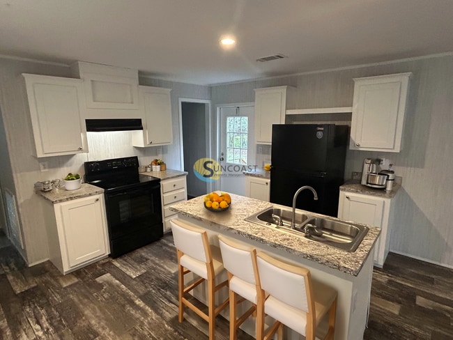property at 14209 Lyle Rd