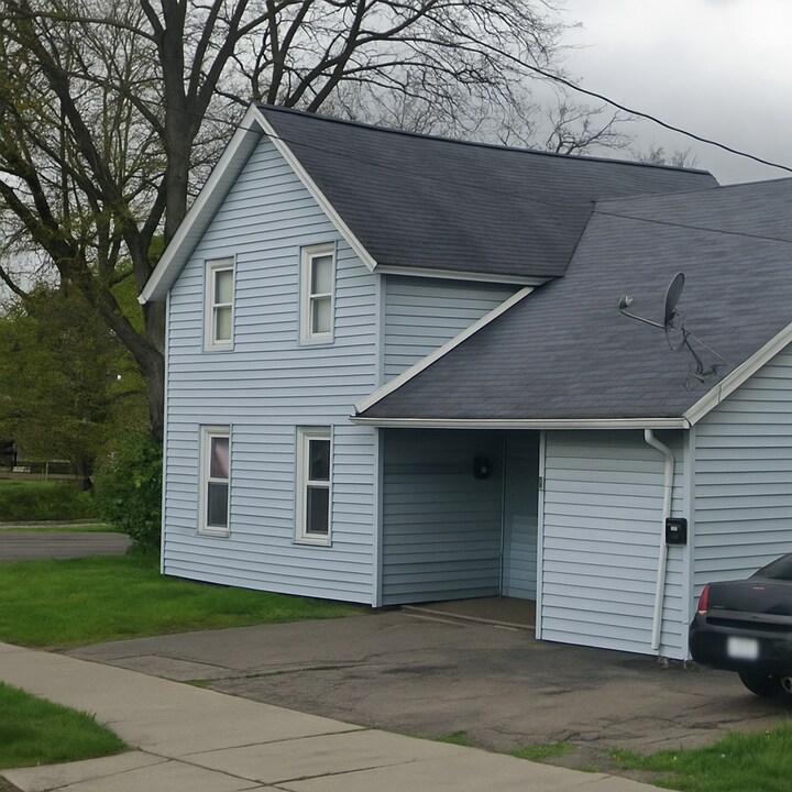 73 Pine St in Binghamton, NY - Building Photo