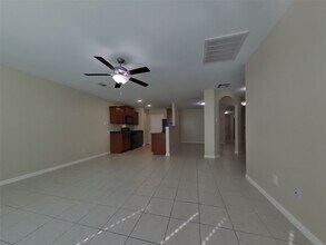 316 Summer Horse Dr in La Marque, TX - Building Photo - Building Photo