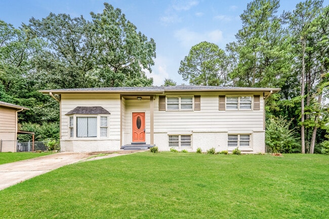 property at 825 Park Dr