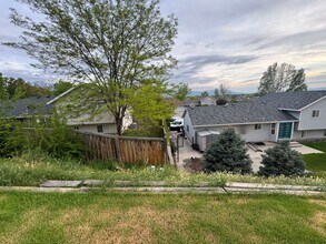 460 E 950 N-Unit -(Basement) in Springville, UT - Building Photo - Building Photo