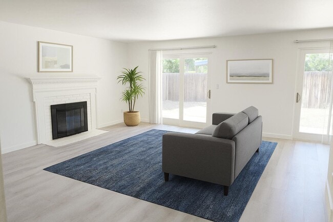 property at 425 Manhattan Dr