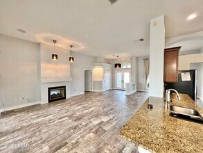 75 Creek Bluff Way in Ormond Beach, FL - Building Photo - Building Photo