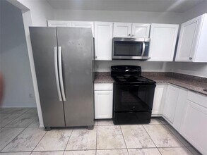 3019 Casselwood St in Winter Park, FL - Building Photo - Building Photo
