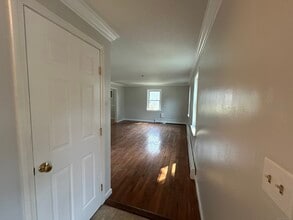 14 Normandy Dr in Waterbury, CT - Building Photo - Building Photo
