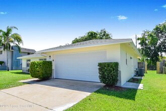 2860 Hancock Dr in Titusville, FL - Building Photo - Building Photo