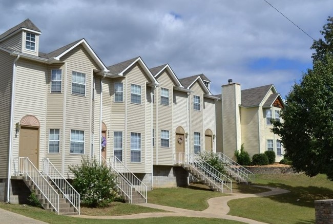 Apple Valley Townhomes in Sherwood, AR - Foto de edificio - Building Photo